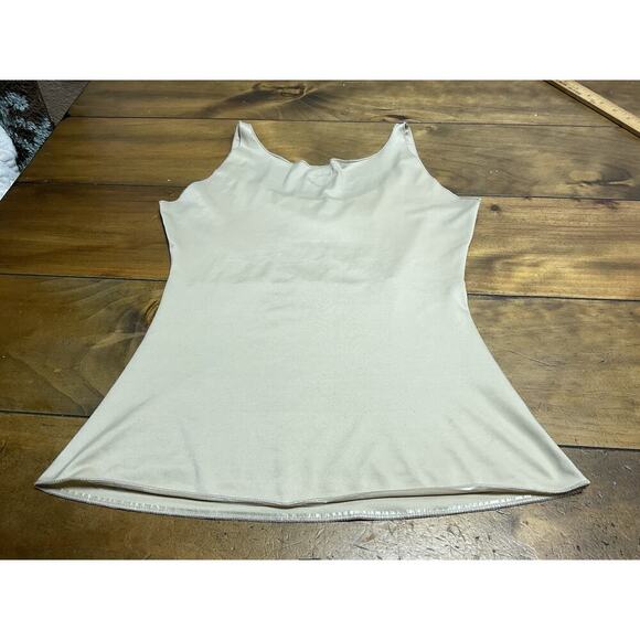 Spanx Tank Top Womens Nude Shaping Tank Size Medium - Picture 7 of 7
